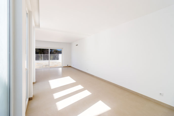 Image No.4-3 Bed Townhouse for sale