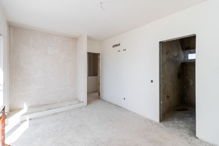 Image No.23-3 Bed Townhouse for sale