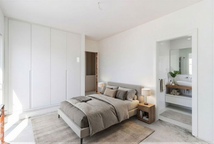 Image No.24-3 Bed Townhouse for sale