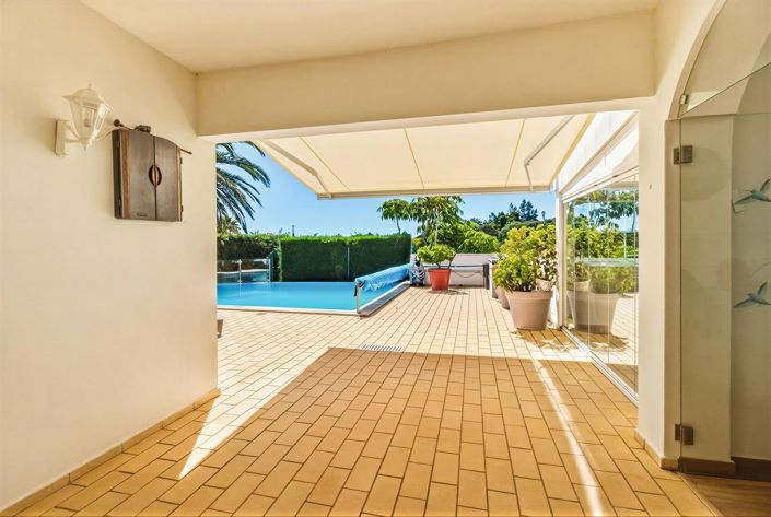 Image No.11-3 Bed Villa for sale