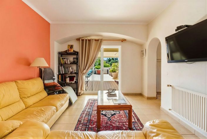 Image No.3-3 Bed Villa for sale