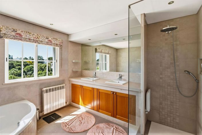 Image No.44-3 Bed Villa for sale