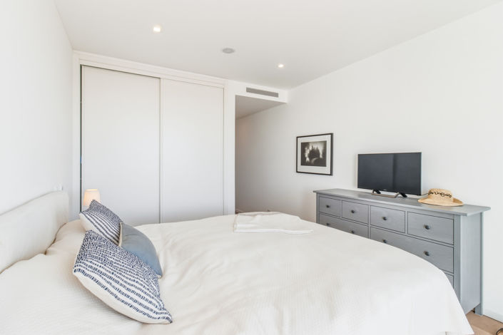 Image No.20-3 Bed Apartment for sale