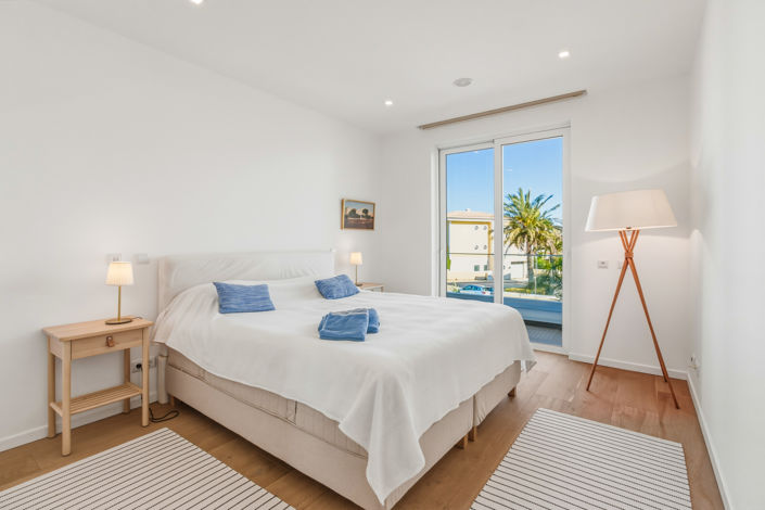 Image No.24-3 Bed Apartment for sale