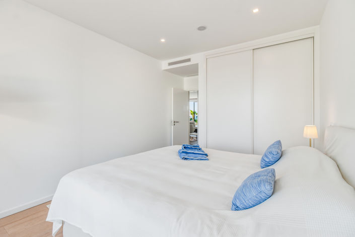 Image No.25-3 Bed Apartment for sale