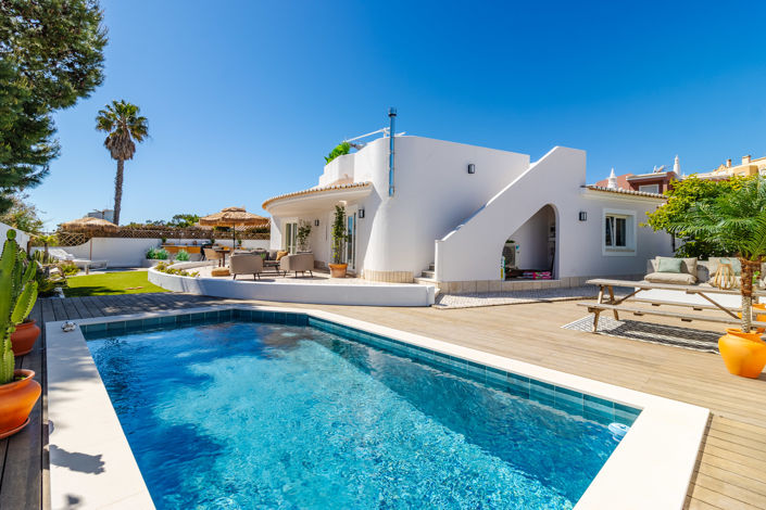 Image No.2-3 Bed Villa for sale