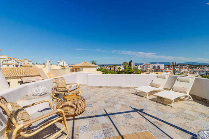 Image No.45-3 Bed Villa for sale