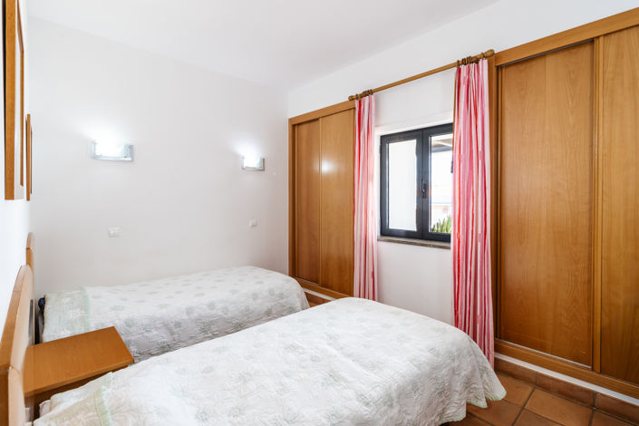 Image No.17-2 Bed Apartment for sale