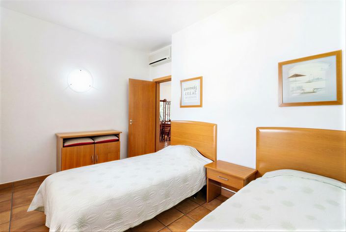 Image No.18-2 Bed Apartment for sale