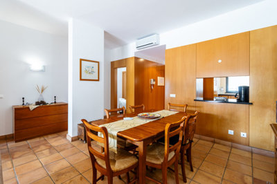 8 DINING ROOM.jpg