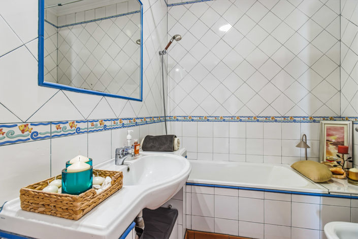 Image No.34-4 Bed Villa for sale