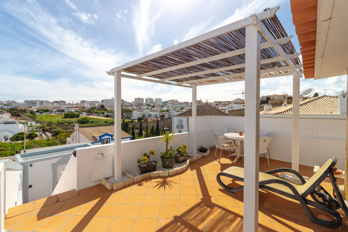 Image No.37-4 Bed Villa for sale