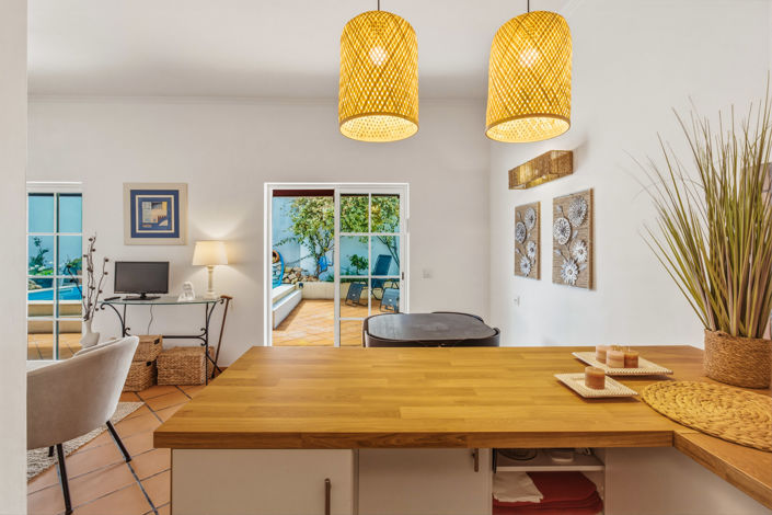 Image No.9-4 Bed Villa for sale