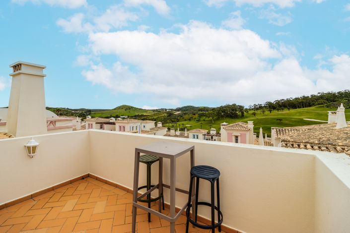 Image No.18-3 Bed Townhouse for sale