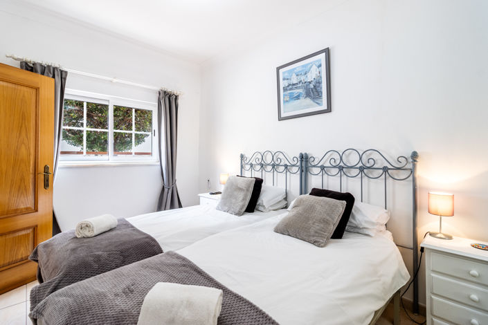 Image No.22-3 Bed Townhouse for sale