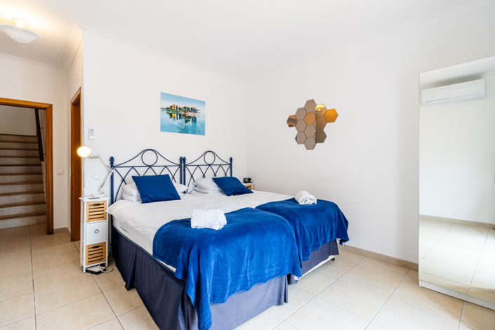 Image No.25-3 Bed Townhouse for sale