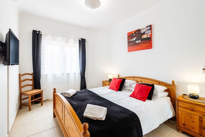 Image No.28-3 Bed Townhouse for sale