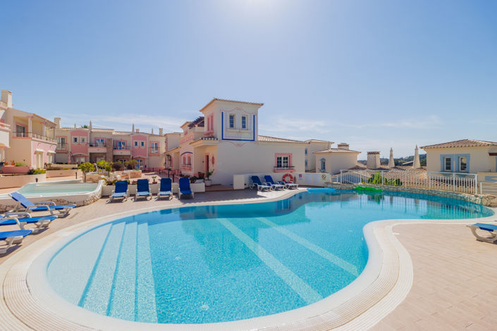 Image No.37-3 Bed Townhouse for sale