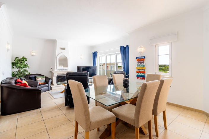 Image No.5-3 Bed Townhouse for sale