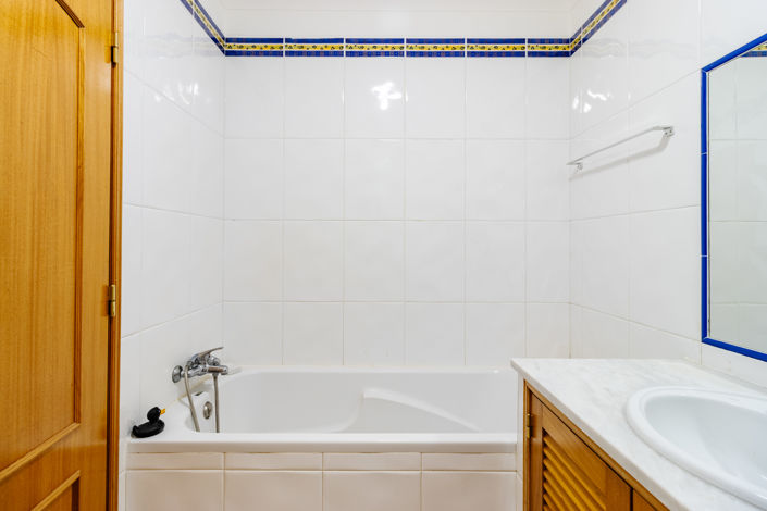 Image No.24-3 Bed Village House for sale