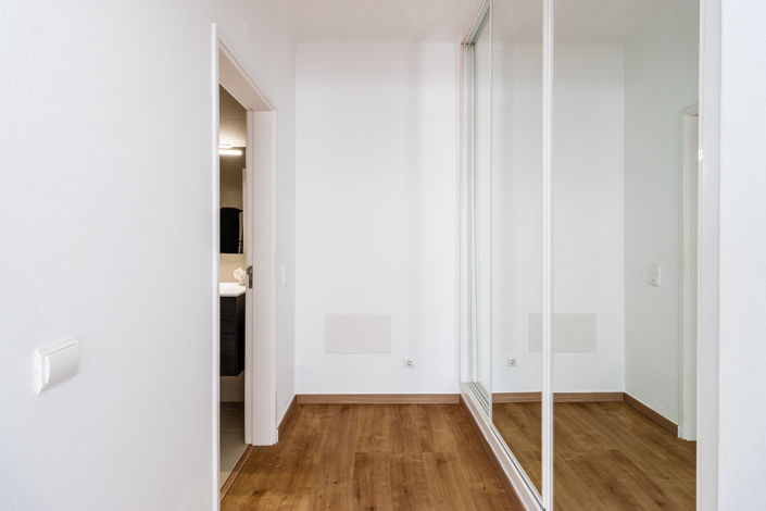 Image No.30-3 Bed Townhouse for sale