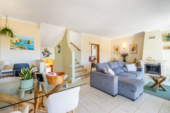 Image No.6-2 Bed Townhouse for sale