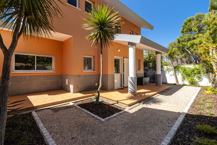 Image No.24-3 Bed Villa for sale