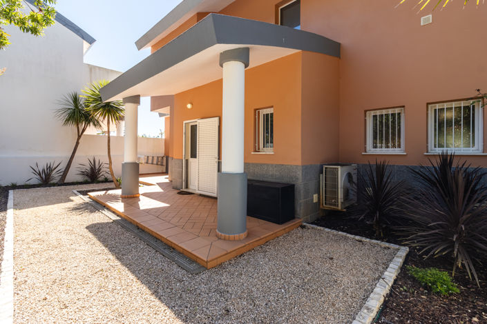 Image No.25-3 Bed Villa for sale