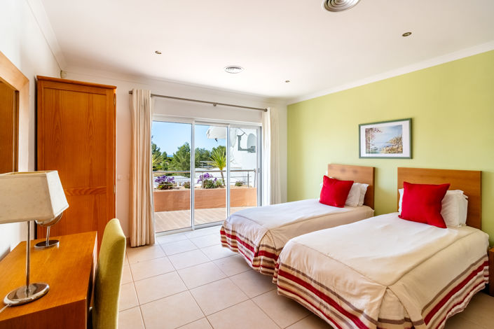 Image No.35-3 Bed Villa for sale