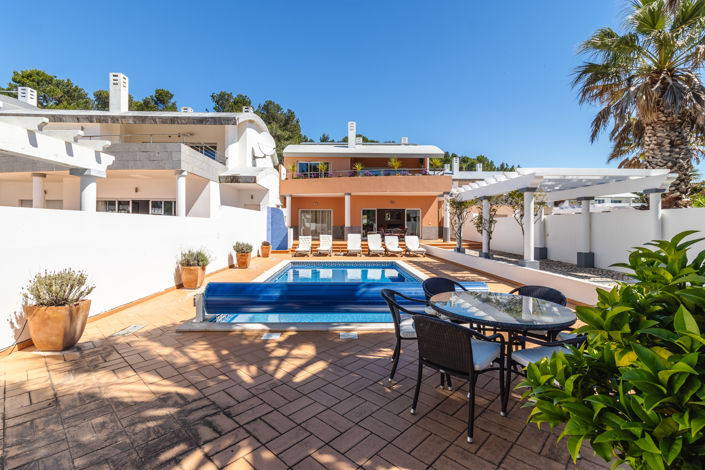 Image No.49-3 Bed Villa for sale