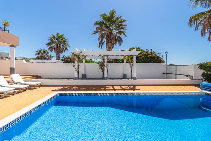 Image No.50-3 Bed Villa for sale