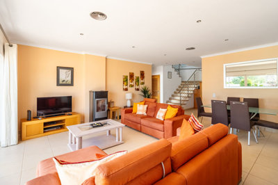 1 living room (6).jpg