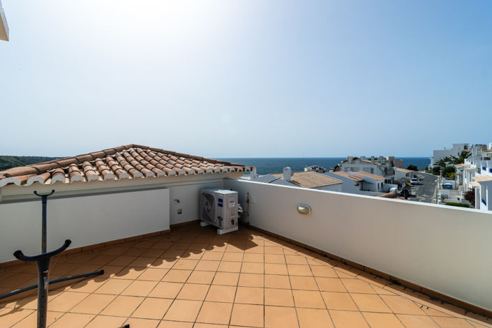 Image No.17-3 Bed Townhouse for sale