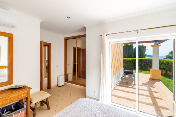 Image No.24-3 Bed Townhouse for sale