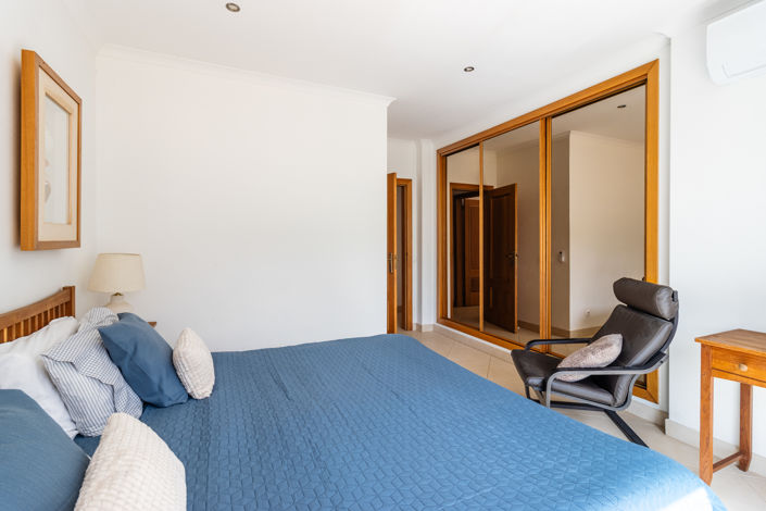 Image No.27-3 Bed Townhouse for sale