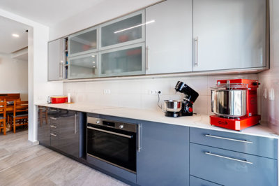 2 KITCHEN (3).jpg