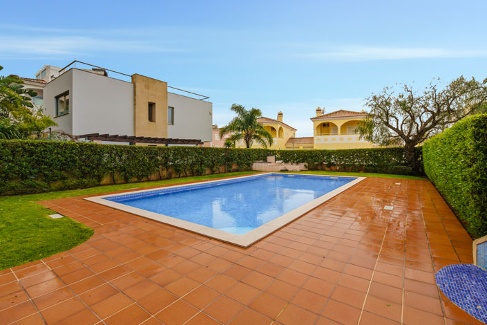 Image No.38-3 Bed Apartment for sale