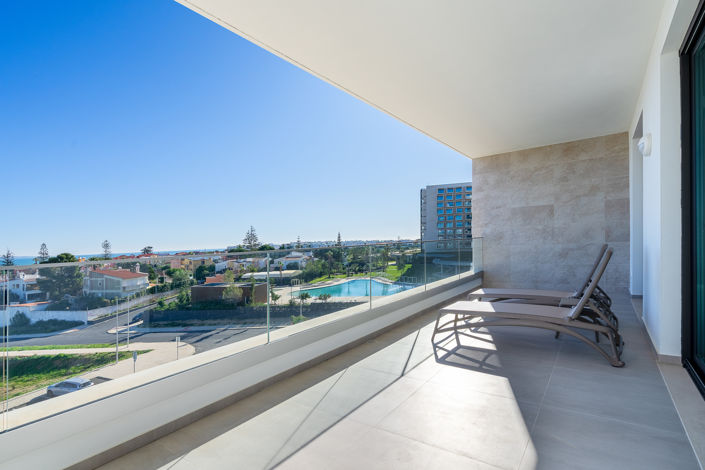 Image No.18-3 Bed Apartment for sale