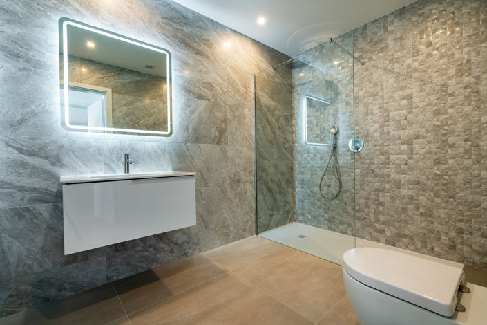 Image No.24-3 Bed Apartment for sale