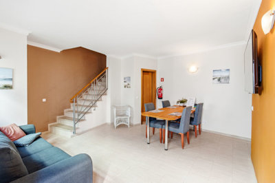 1 living room.jpg