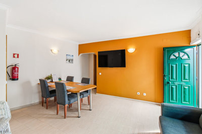 3.1 living room.jpg