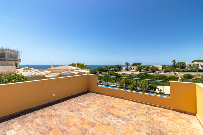 Image No.42-4 Bed Villa for sale