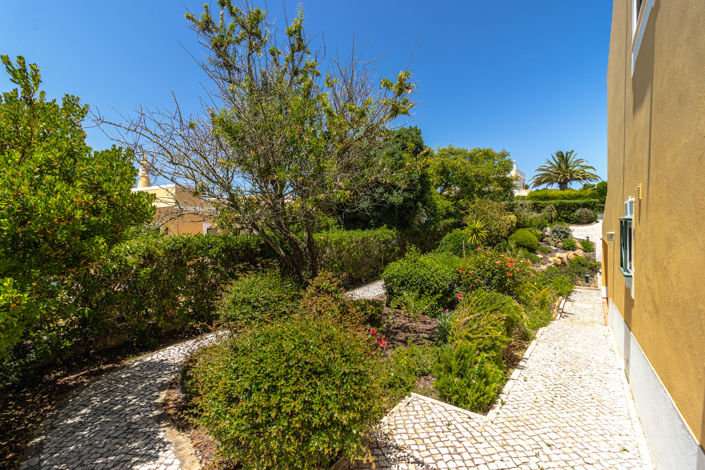 Image No.49-4 Bed Villa for sale
