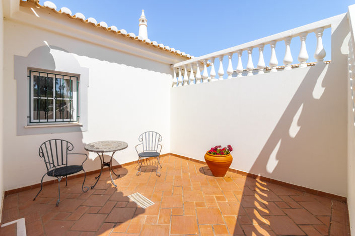 Image No.55-5 Bed Villa for sale