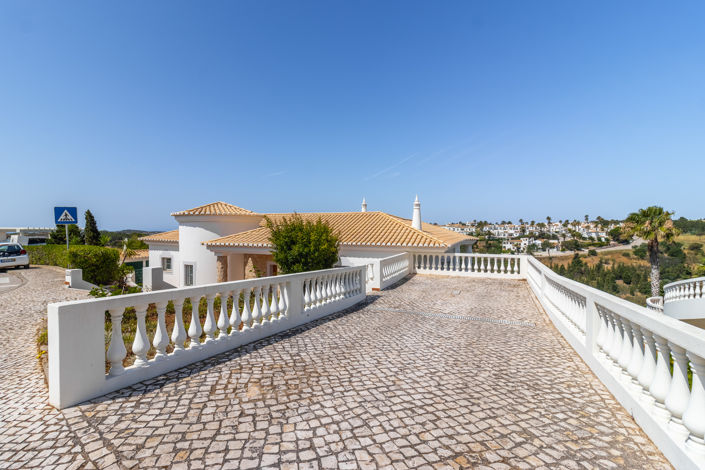 Image No.56-5 Bed Villa for sale
