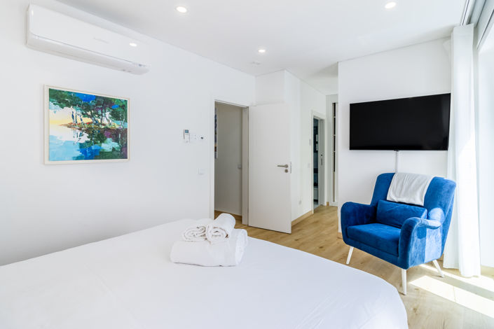 Image No.20-3 Bed Townhouse for sale