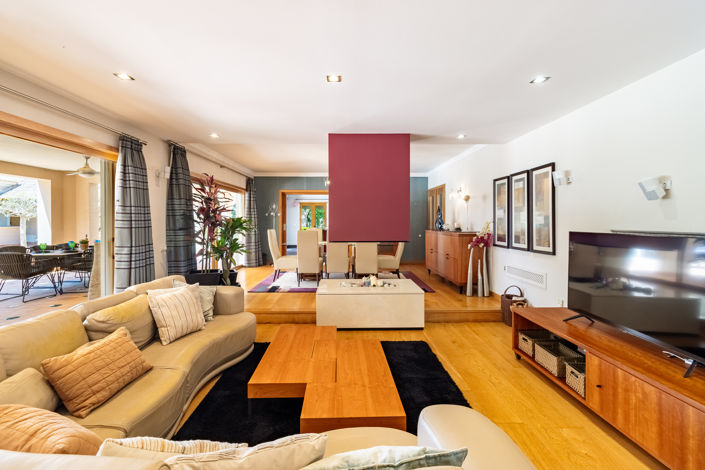 Image No.4-4 Bed Villa for sale