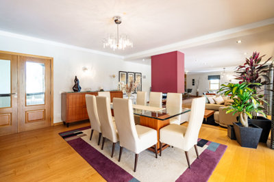 2 dining room (2).jpg