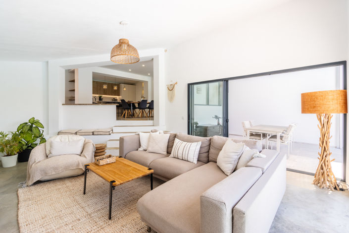 Image No.5-4 Bed Villa for sale