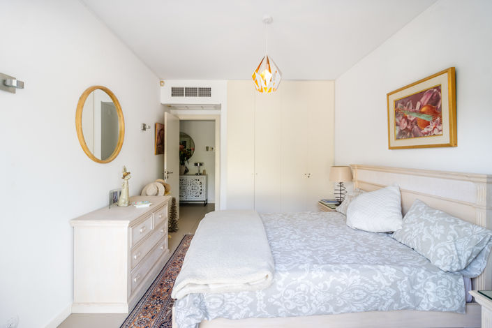 Image No.18-3 Bed Apartment for sale